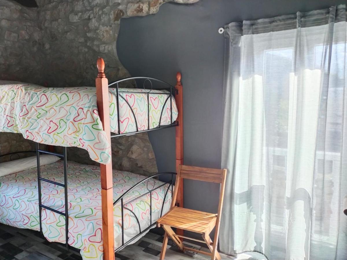 Casa Rural La Yaya Ortiguero Luaran gambar